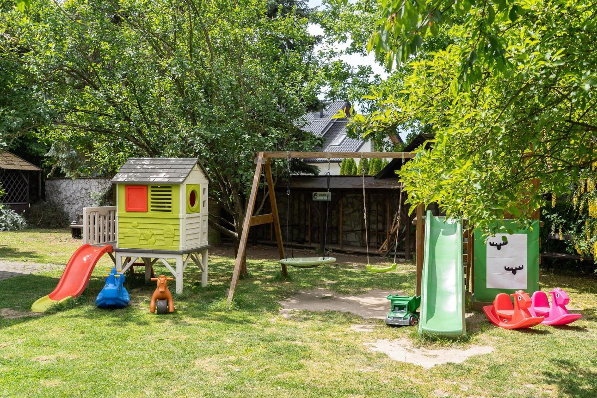 Pokoje Goscinne Cheval Cracovia Esterno foto